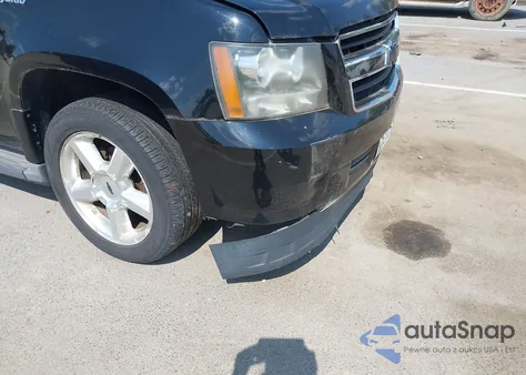 2011 Chevrolet Tahoe Hybrid z USA, uszkodzony, nr VIN 1GNSKDFJ3BR192126